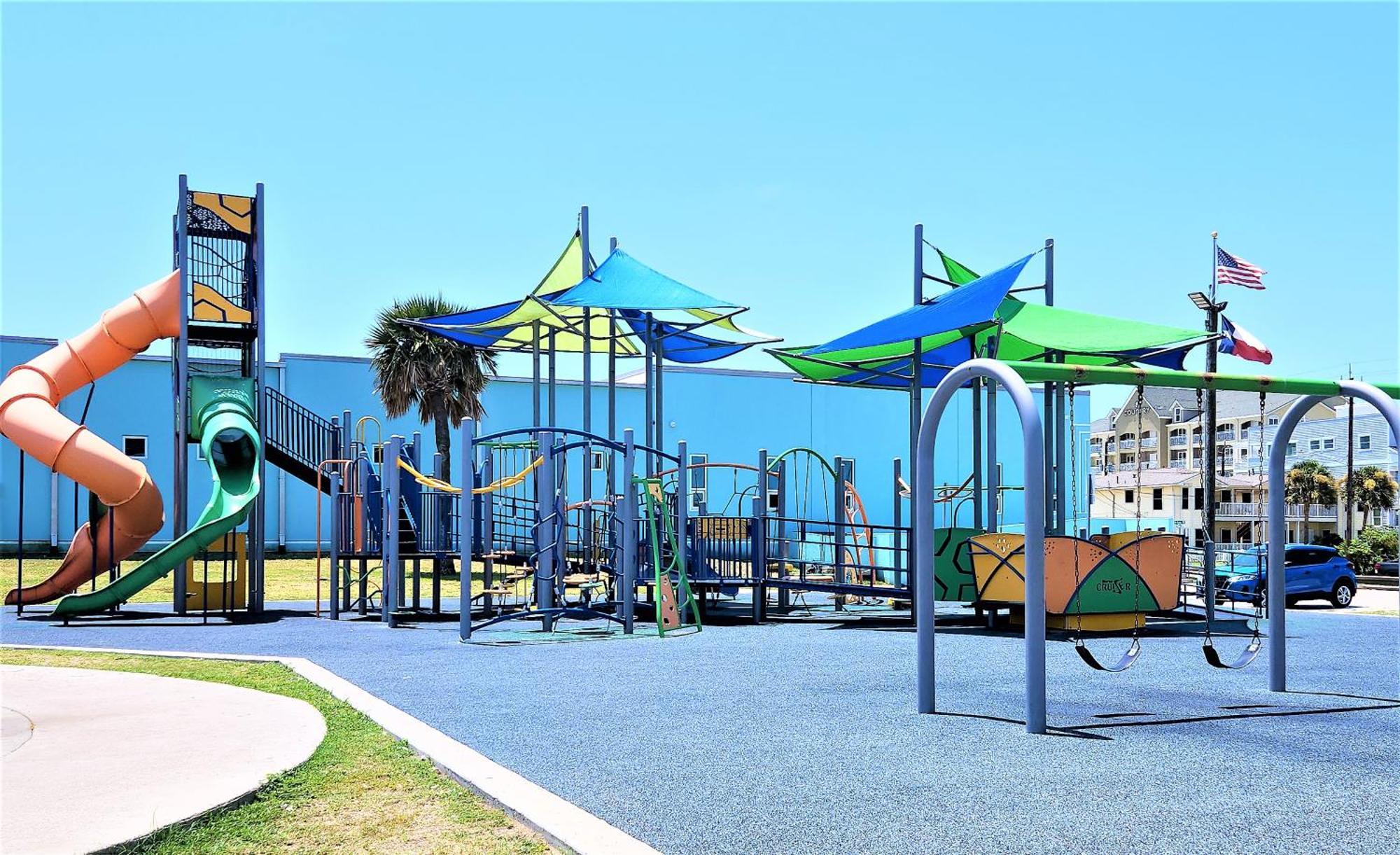 Casaazul-2605A-Couples Retreat By Beach & Pleasure Pier 1 Block Away- 2Bed 2Bath- 7 Minutes To Cruise Terminal Galveston Exteriör bild